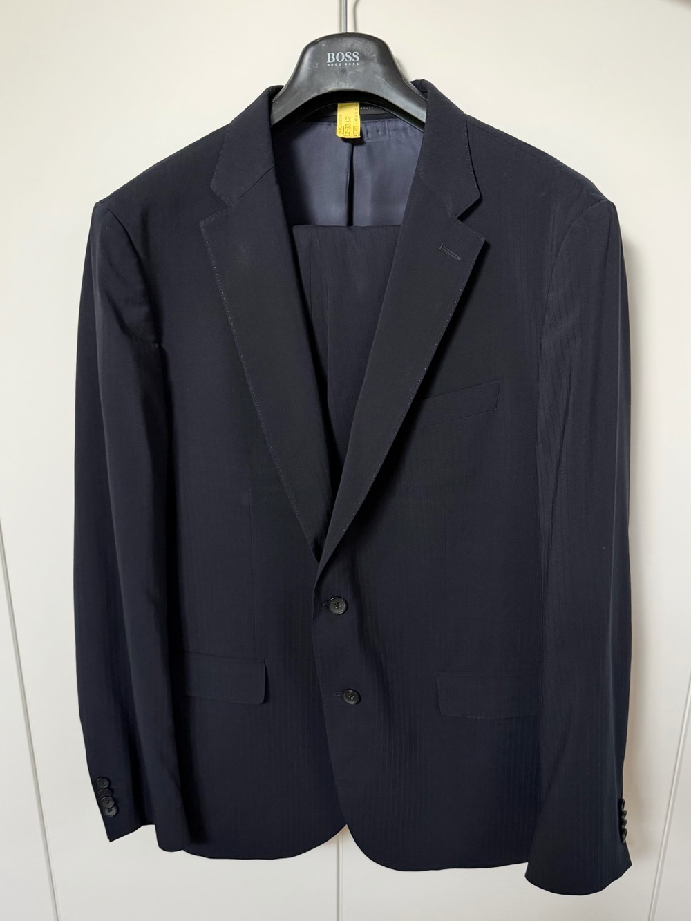 BOSS Hugo Boss 2-Piece Suit | Colombo Fabric | Stretch | Size 46R